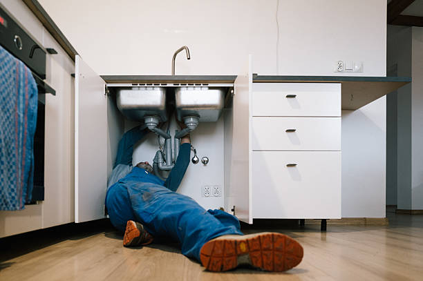 Professional Pipe Repair technician working in Bloomington, IL